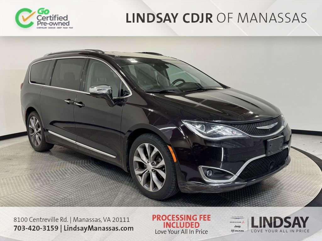 Used 2017 Chrysler Pacifica Limited w/ UConnect Theater Package image 1