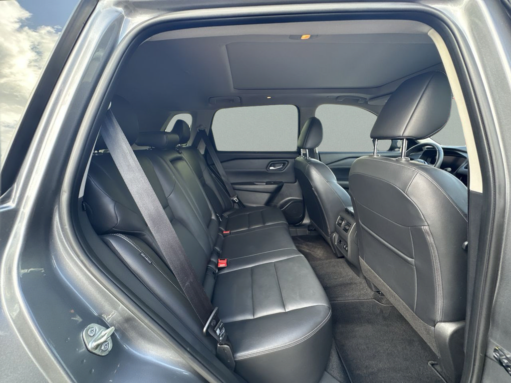 Used 2024 Nissan Rogue SL w/ SL Premium Package FWD image 34