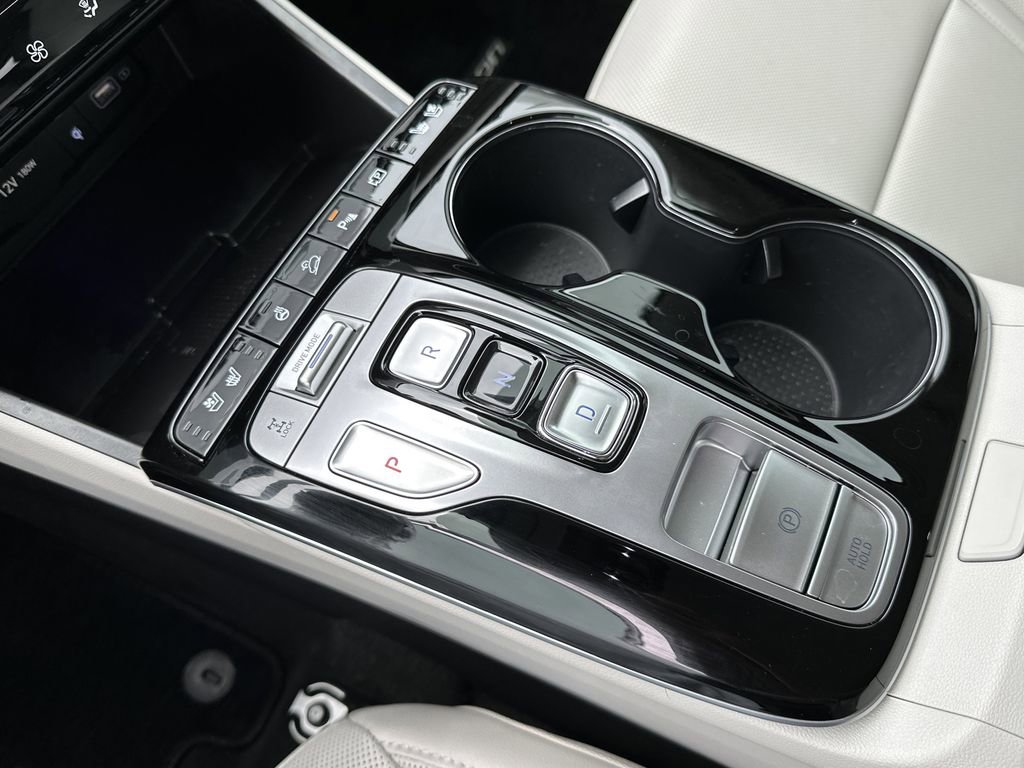 Used 2024 Hyundai Tucson Limited image 28