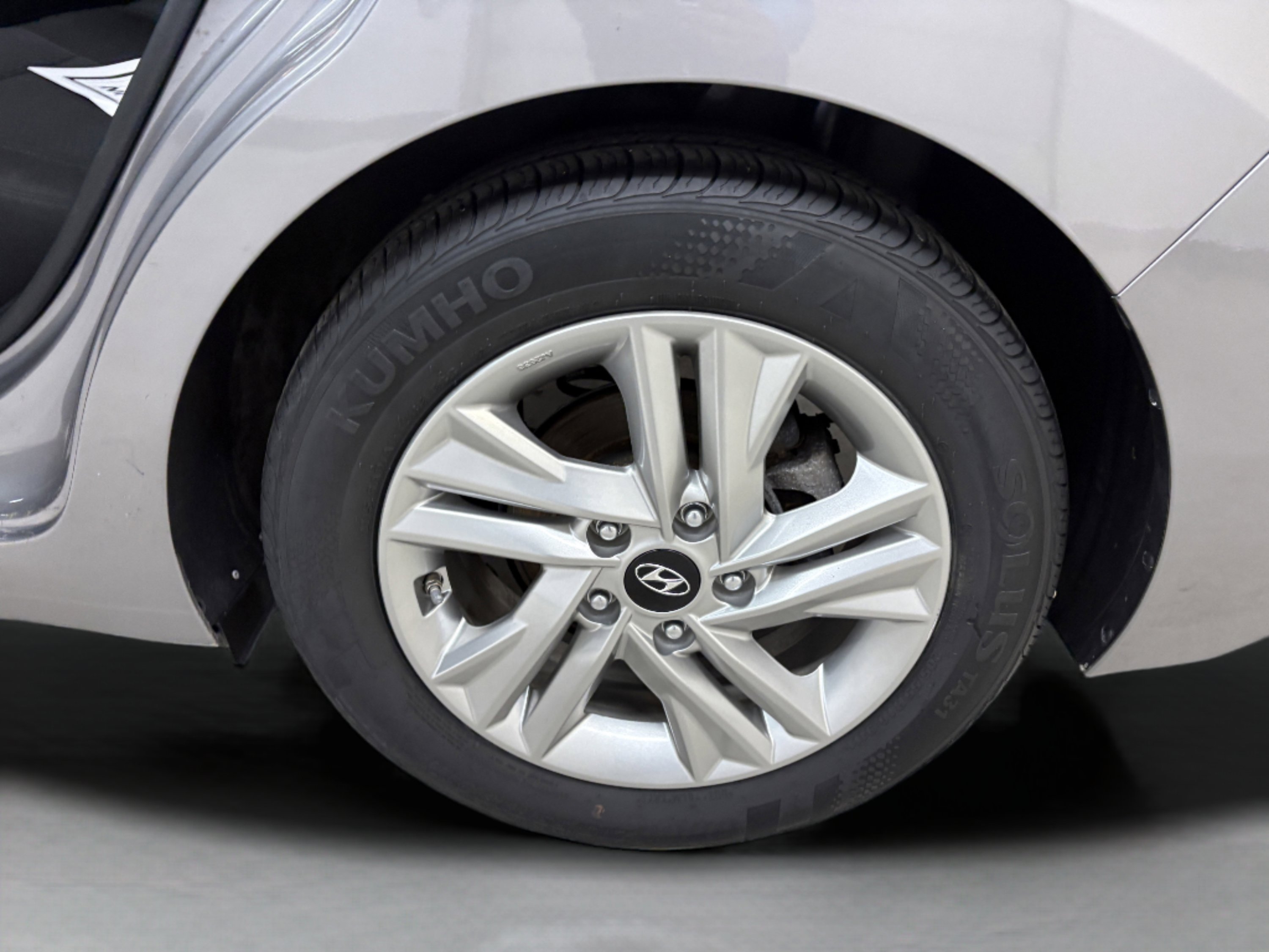 Used 2020 Hyundai Elantra SEL w/ Cargo Package (C1) image 7