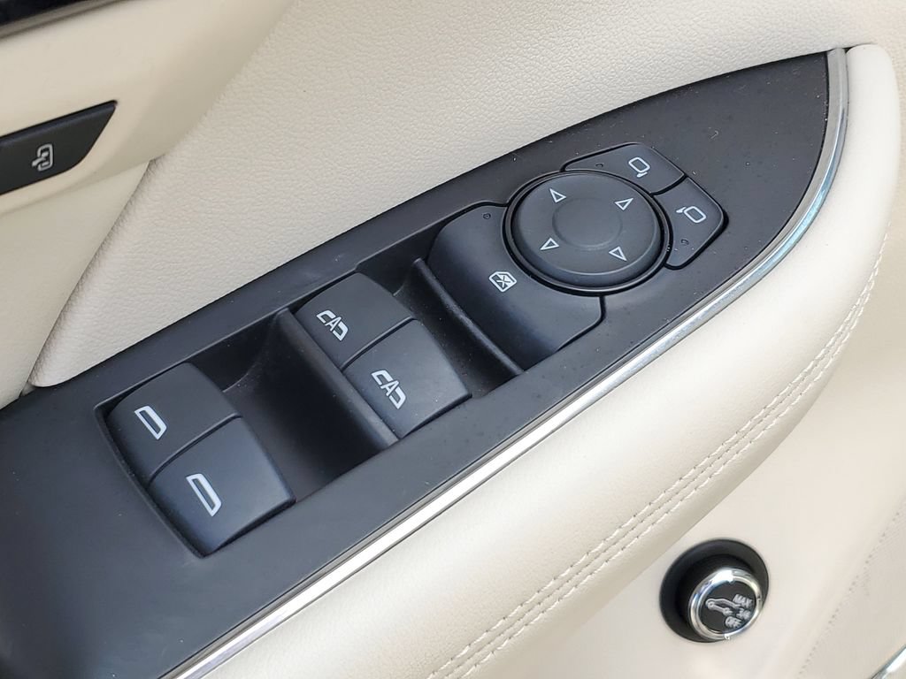 Certified 2023 Buick Envision Essence w/ Technology Package I AWD/4WD image 24