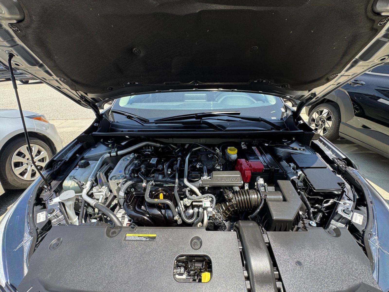 Used 2025 Nissan Sentra SV FWD image 31