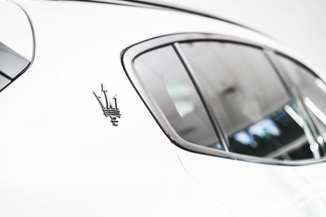 Used 2025 Maserati Grecale Modena image 13