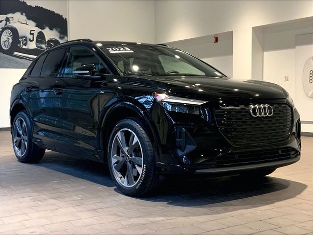 Used 2023 Audi Q4 e-tron Premium Plus w/ Premium Plus AWD/4WD video 1