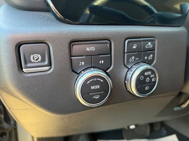 Used 2025 GMC Sierra 1500 SLT image 6