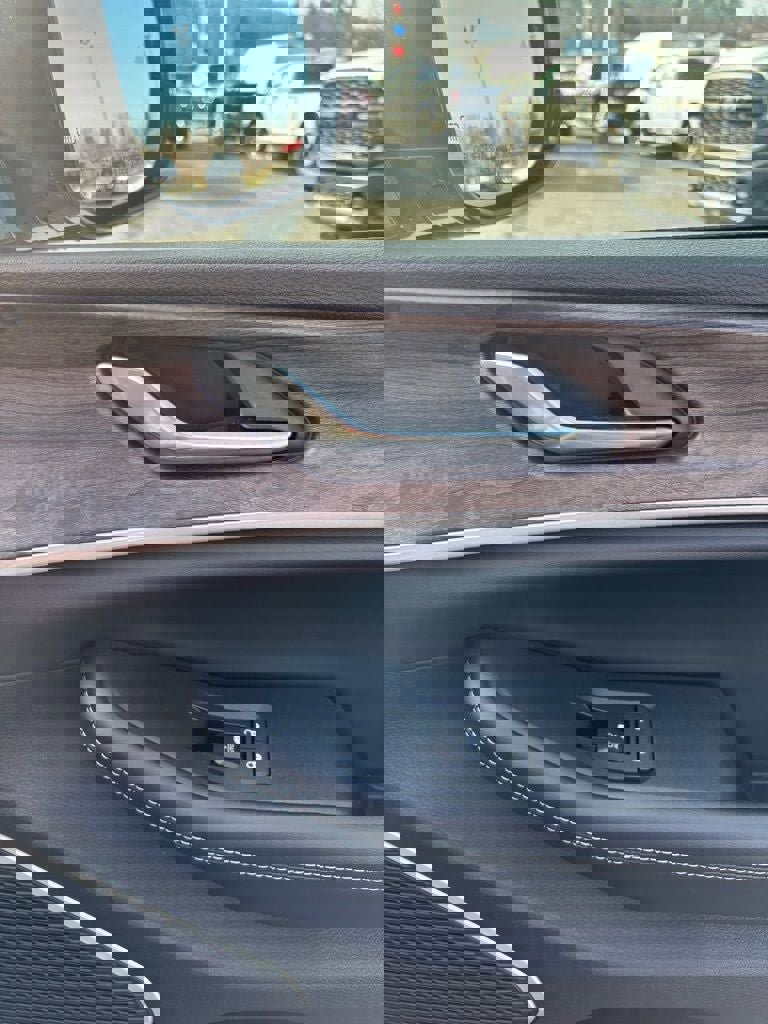 New 2026 Jeep Grand Cherokee Limited image 17