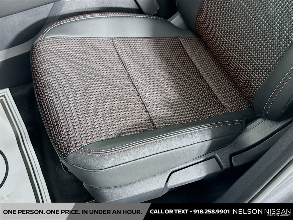 New 2026 Nissan Kicks SR w/ SR Premium Package image 19