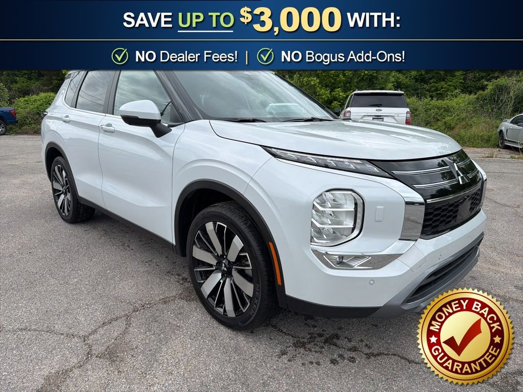 Used 2025 Mitsubishi Outlander SE AWD/4WD image 4