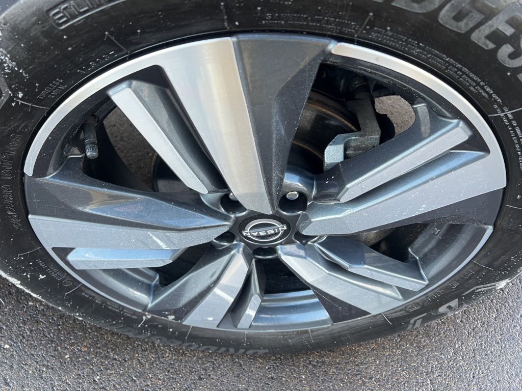 Certified 2023 Nissan Rogue SL w/ SL Premium Package image 43