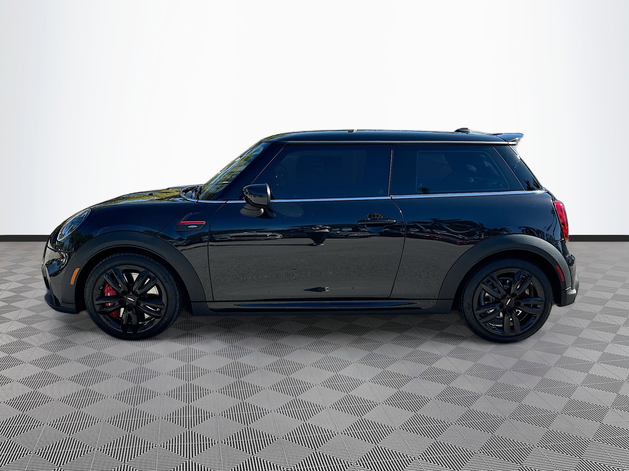 Used 2024 MINI Cooper John Cooper Works w/ Signature Upholstery Package image 4