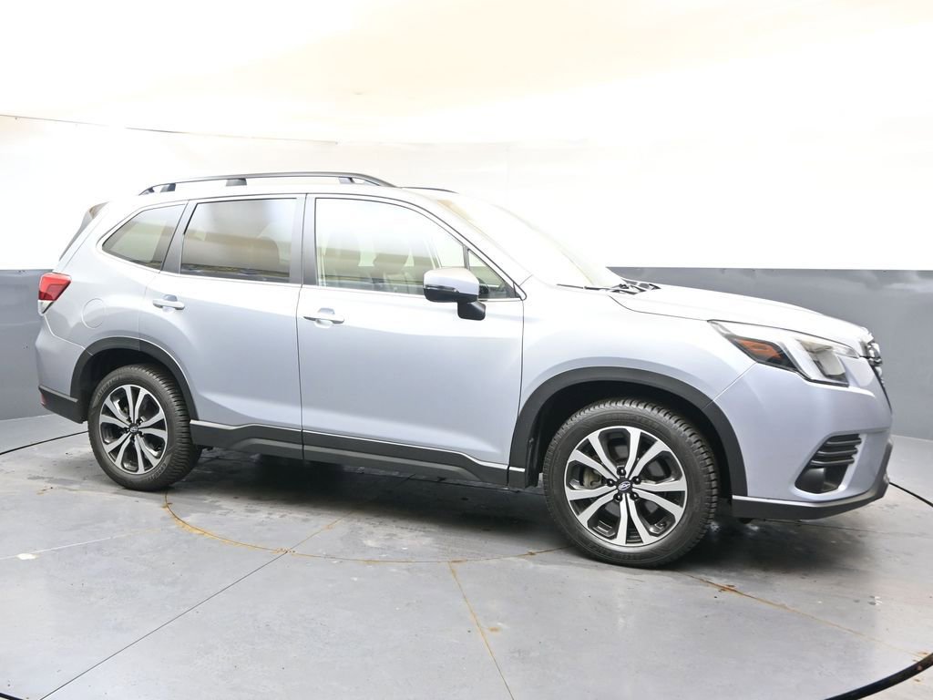 Used 2024 Subaru Forester Limited image 7