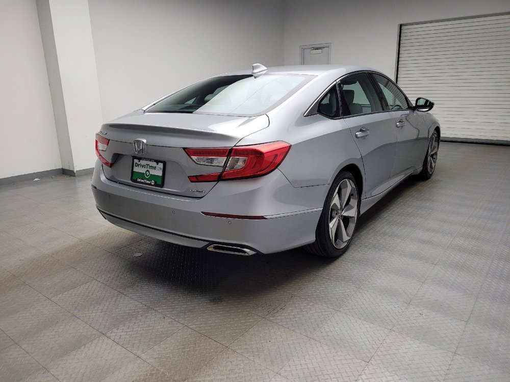 Used 2018 Honda Accord Touring image 9