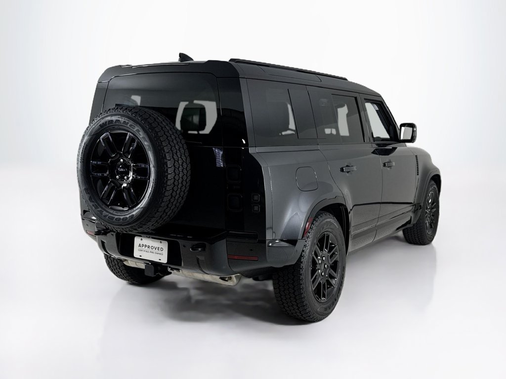 Used 2026 Land Rover Defender 110 X-Dynamic SE AWD/4WD image 5