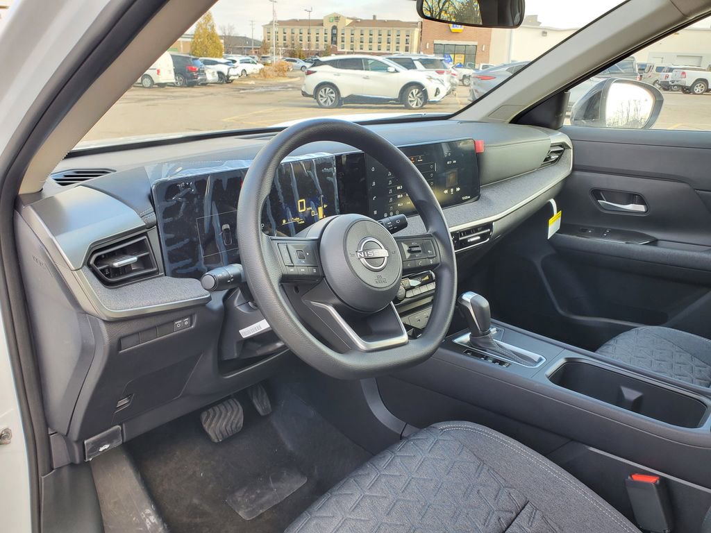 New 2026 Nissan Kicks SV w/ SV Premium Package AWD/4WD image 17