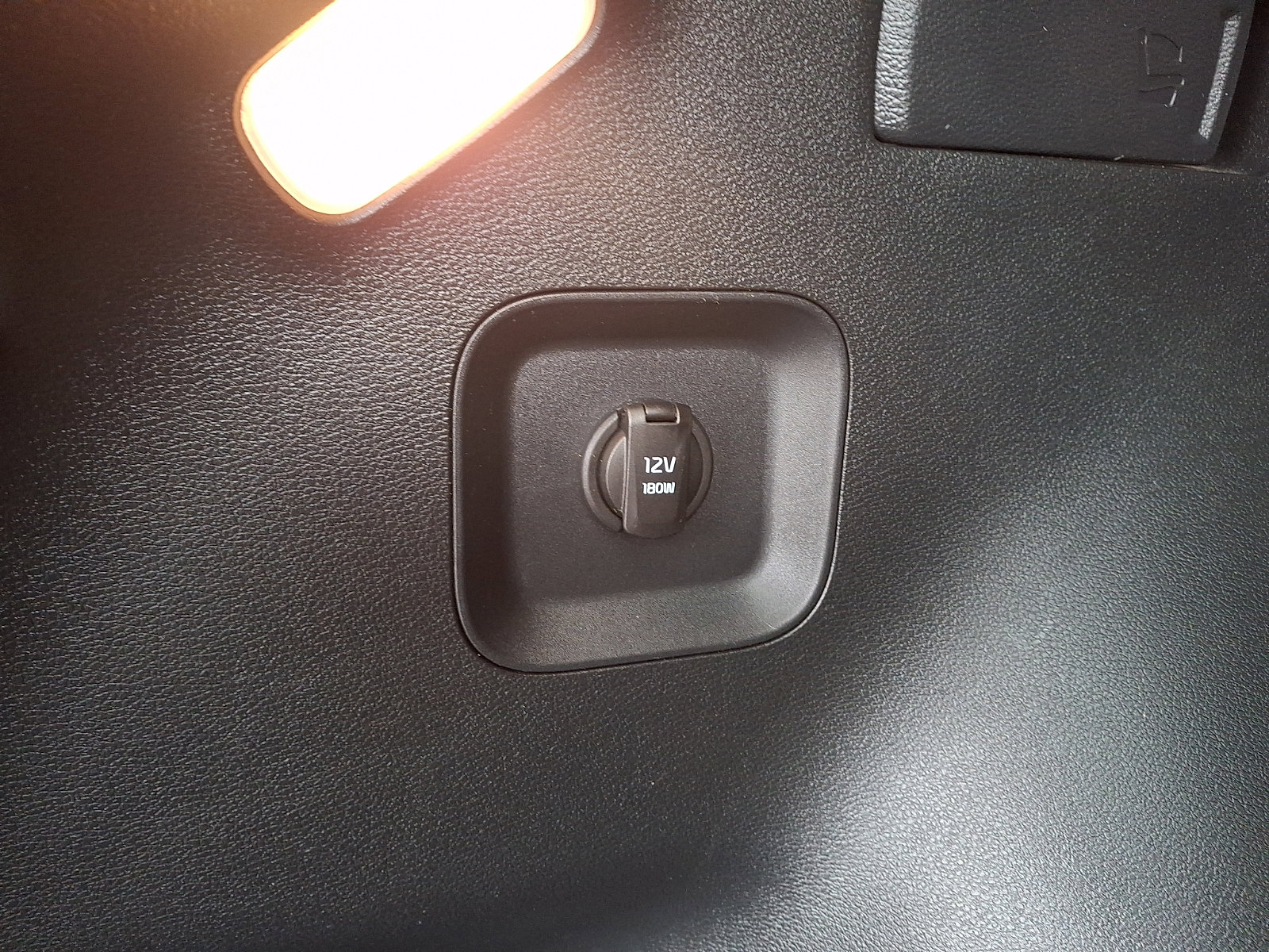 Used 2023 Kia Sportage LX image 28