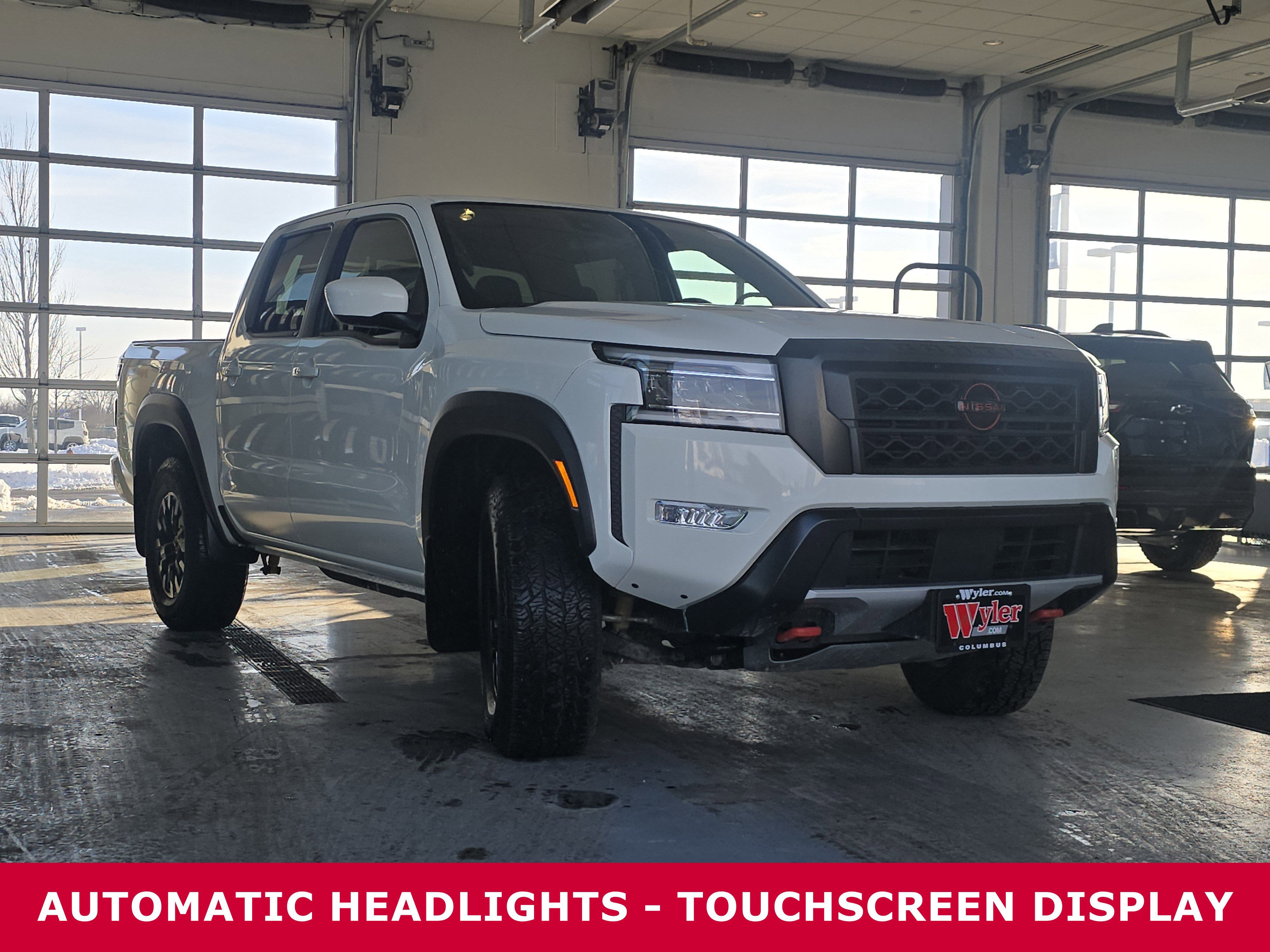 Used 2024 Nissan Frontier PRO-4X w/ Off-Road Protection Package image 3