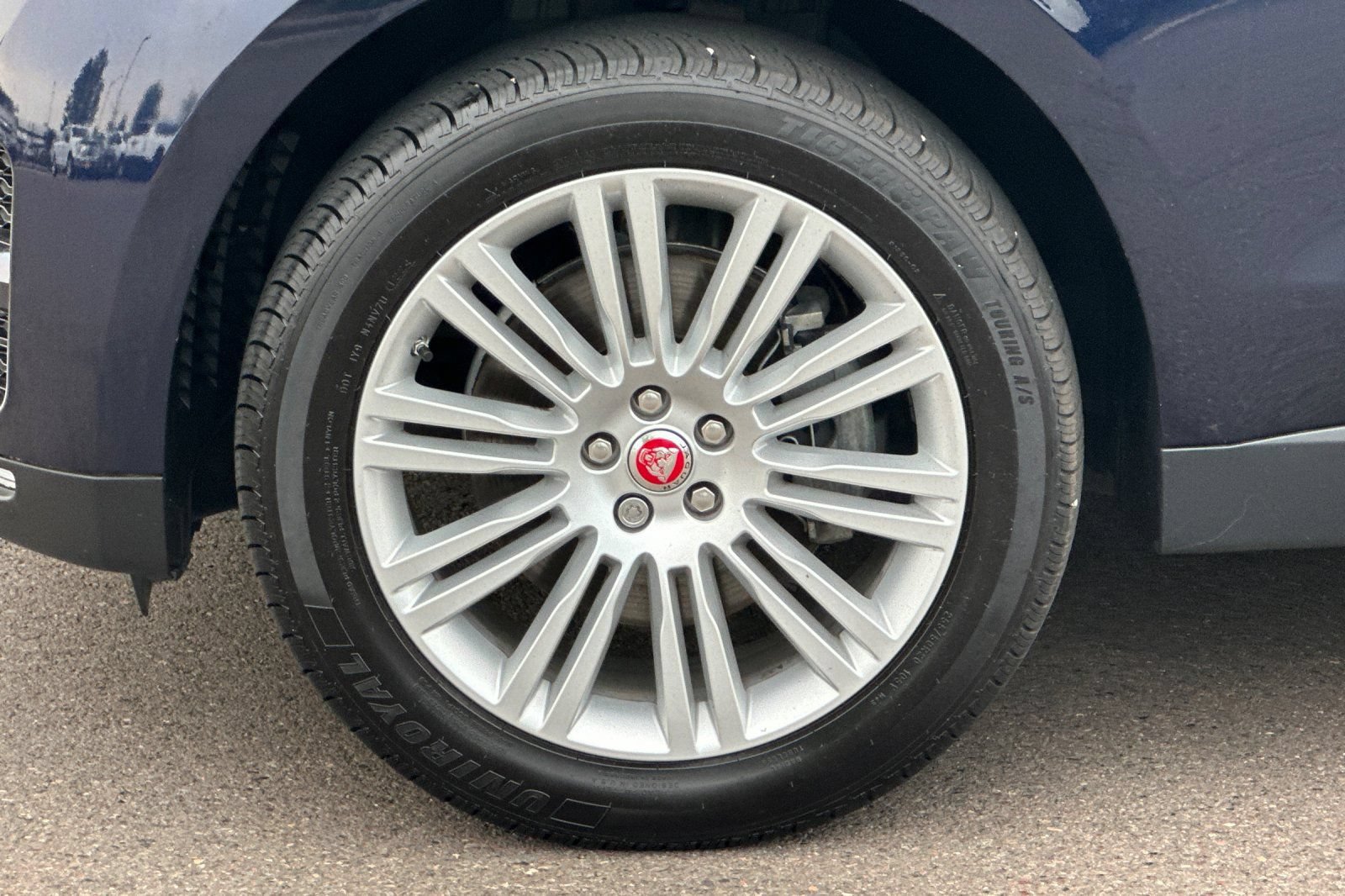 Used 2020 Jaguar F-PACE Portfolio AWD/4WD image 25