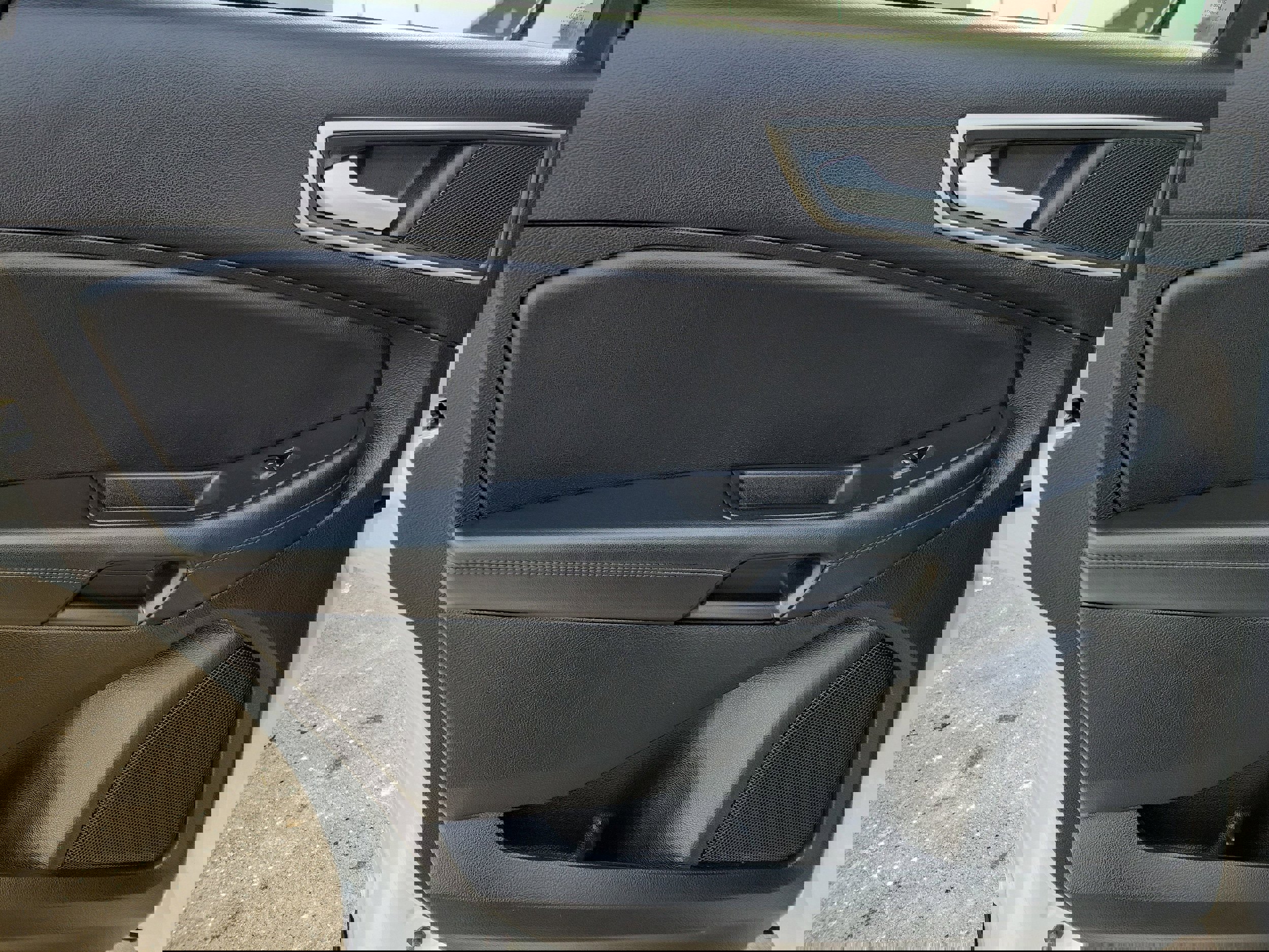 Used 2024 Ford Edge SEL w/ Convenience Package image 11