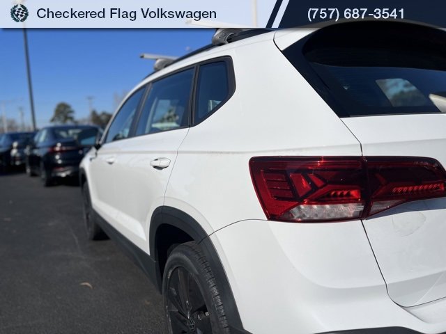 Used 2022 Volkswagen Taos S w/ IQ Drive S Package image 8