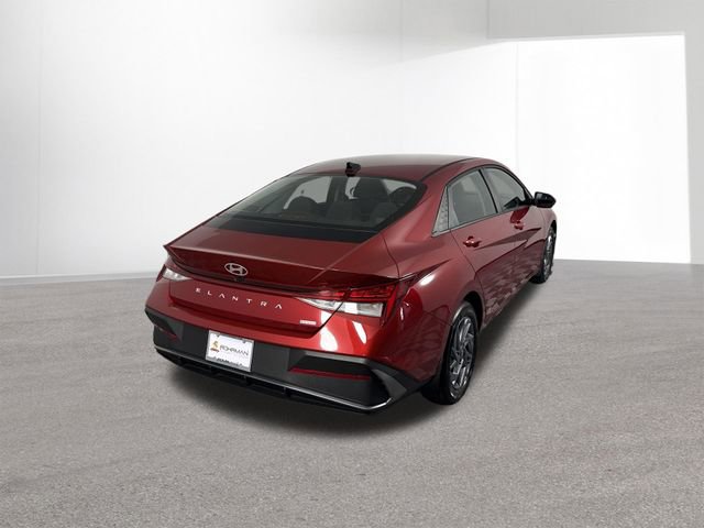 Used 2025 Hyundai Elantra Blue FWD image 43
