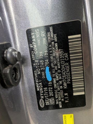 Used 2017 Hyundai Veloster Value Edition FWD image 14