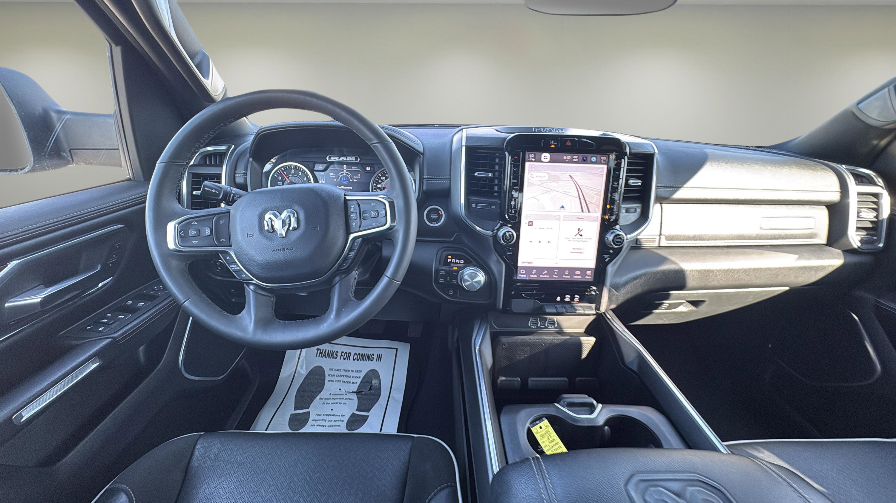 Used 2025 RAM 1500 Laramie AWD/4WD image 9