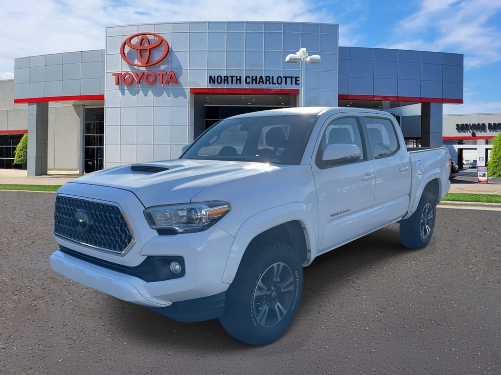 Used 2018 Toyota Tacoma TRD Sport image 6