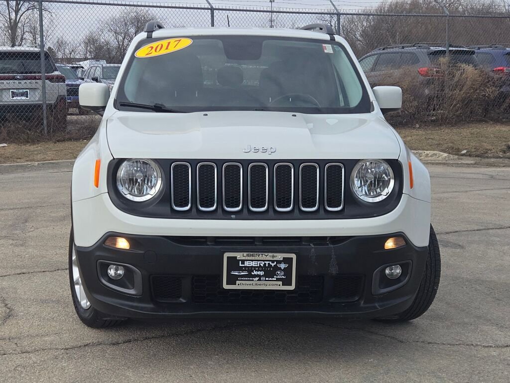 Used 2017 Jeep Renegade Latitude w/ Popular Equipment Group image 4