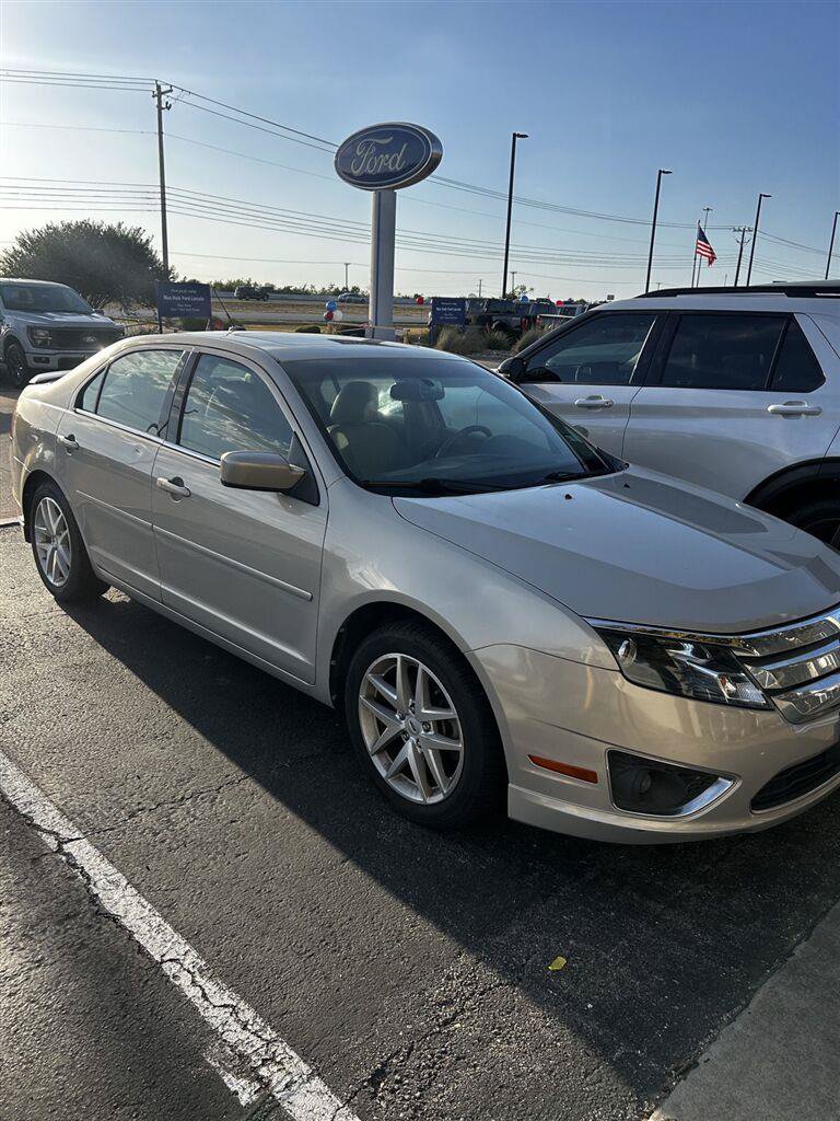Used 2010 Ford Fusion SEL FWD image 2