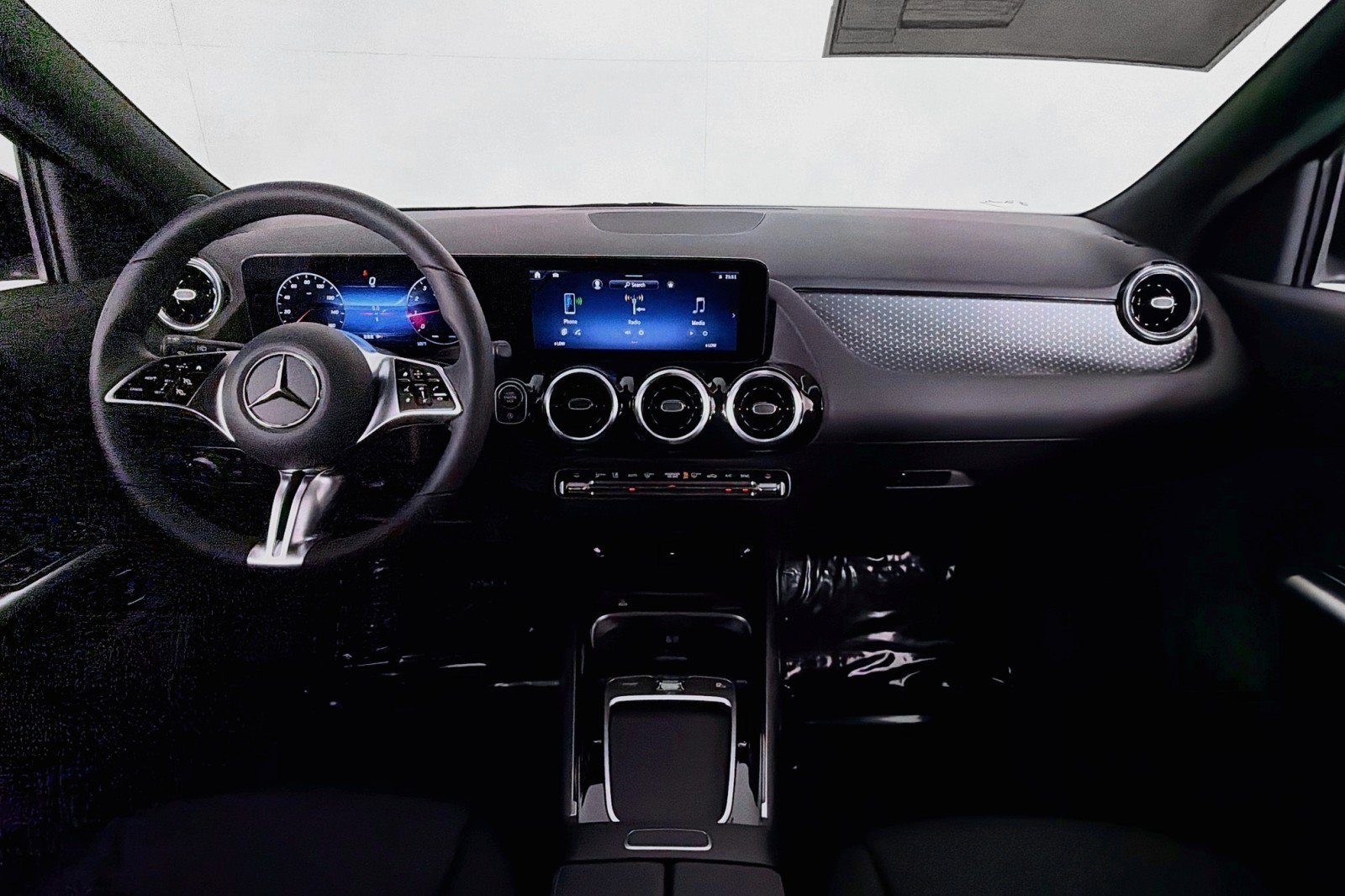 New 2026 Mercedes-Benz GLA 250 image 4