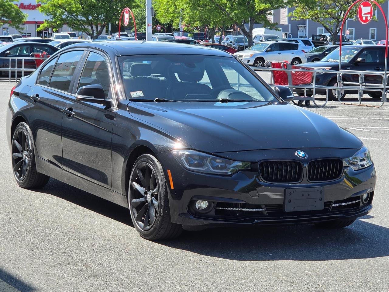 Used 2016 BMW 320i xDrive Sedan AWD/4WD image 3