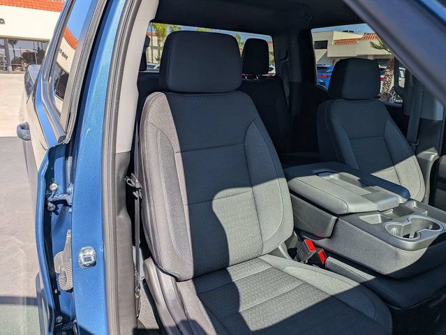 Used 2024 Chevrolet Silverado 1500 Custom w/ Dark Appearance Package RWD image 32