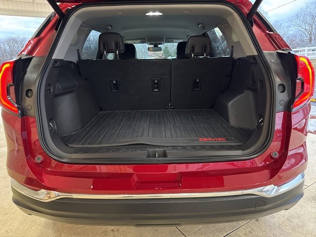 Used 2018 GMC Terrain SLT w/ Preferred Package image 32