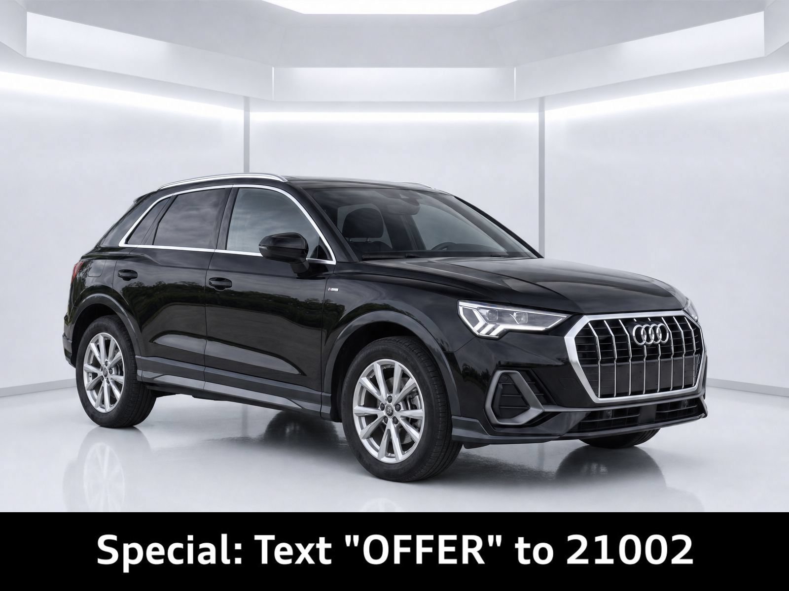 Certified 2024 Audi Q3 2.0T Premium AWD/4WD image 2