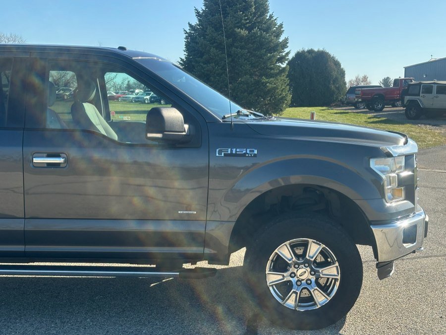 Used 2015 Ford F150 XLT w/ Equipment Group 301A Mid AWD/4WD image 10