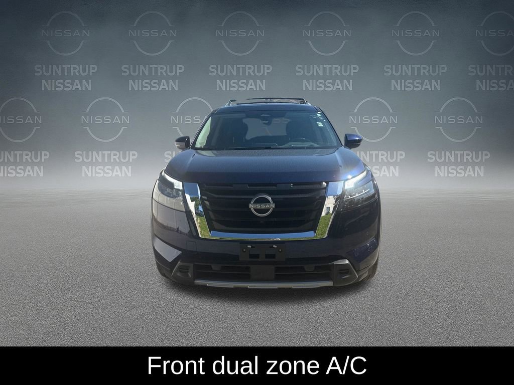 Used 2025 Nissan Pathfinder Platinum w/ Cargo Package AWD/4WD image 10