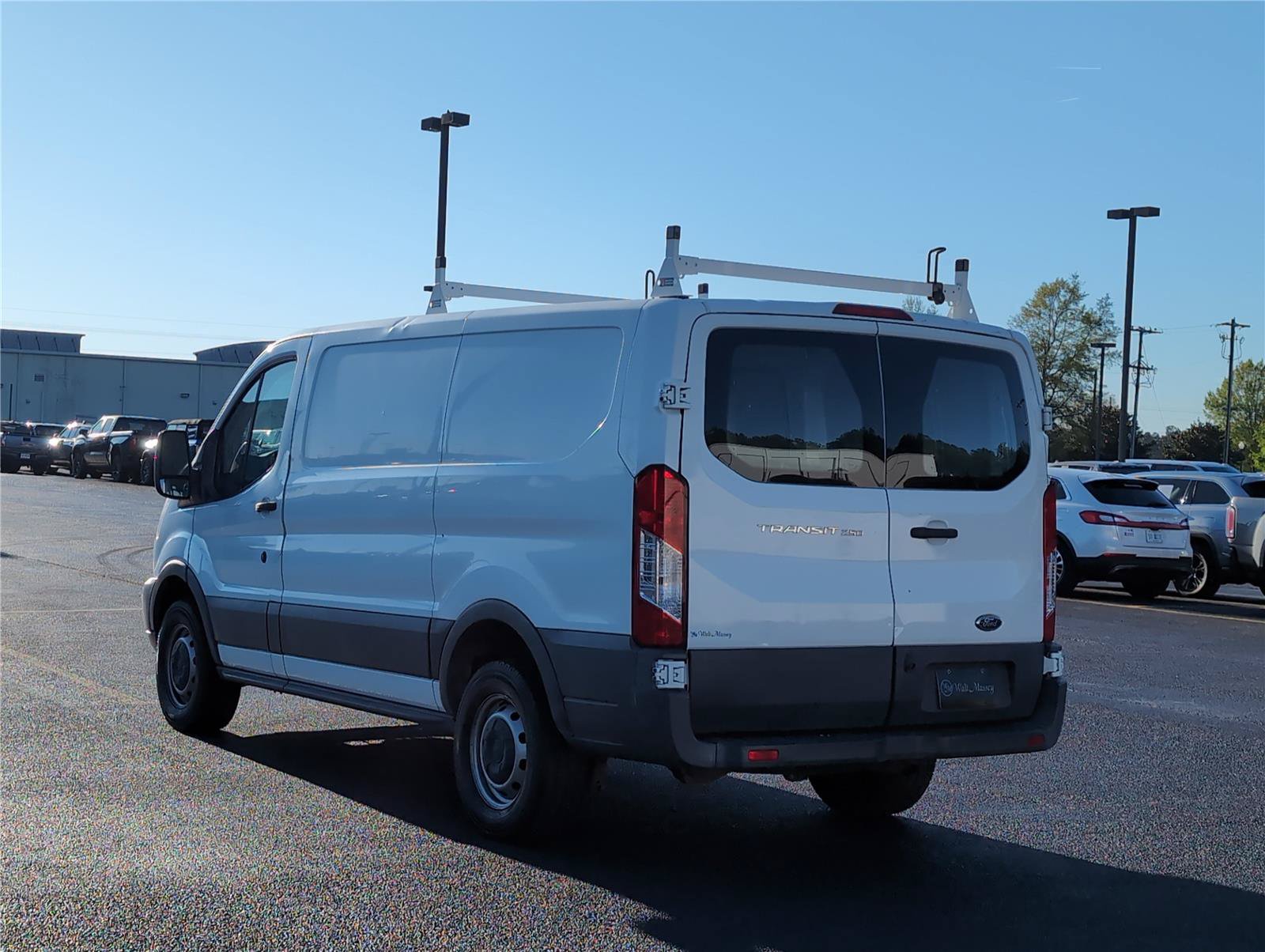 Used 2017 Ford Transit 250 130 Low Roof RWD image 3