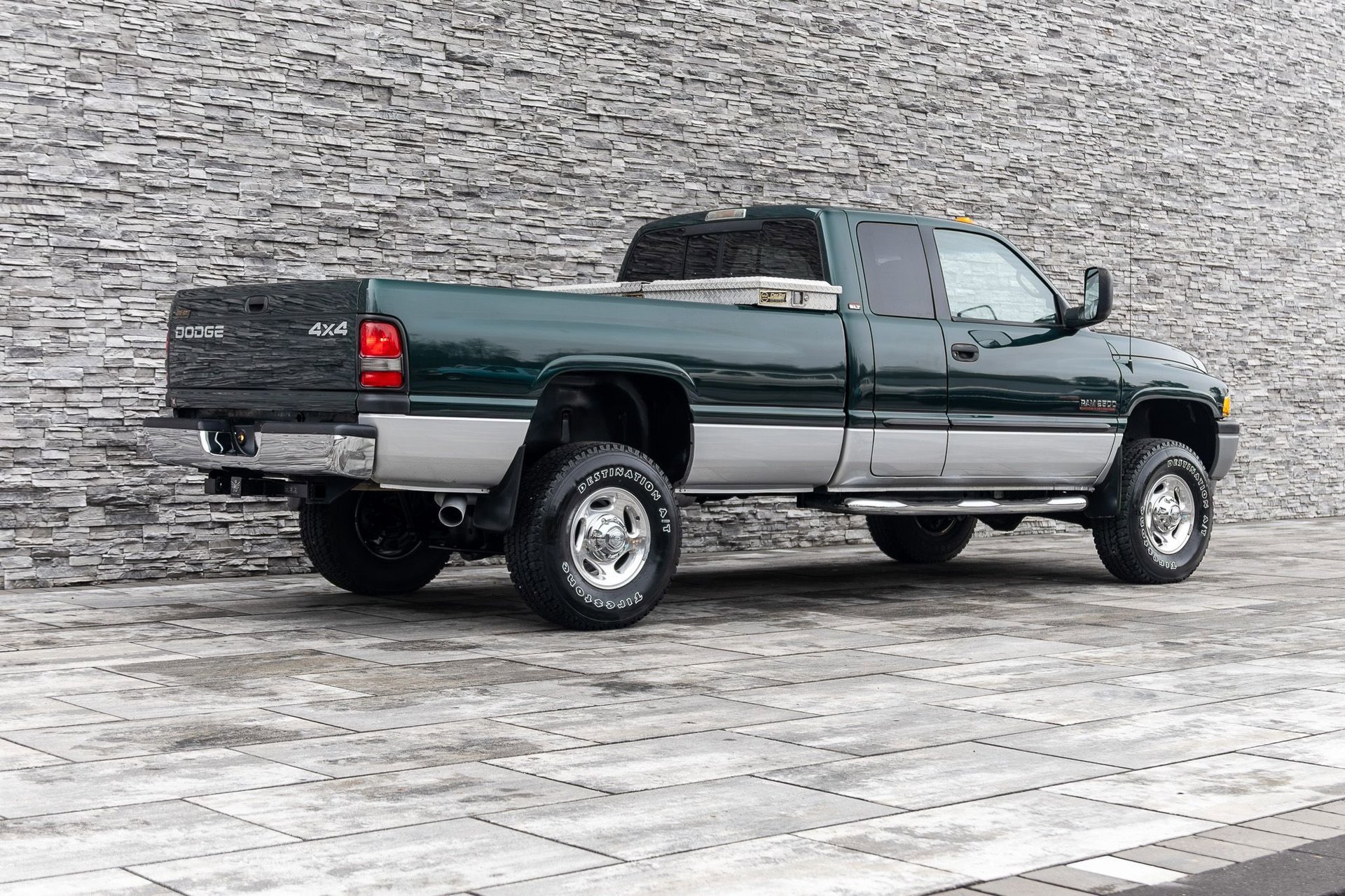 Used 2001 Dodge Ram 2500 Truck 4x4 Quad Cab image 14