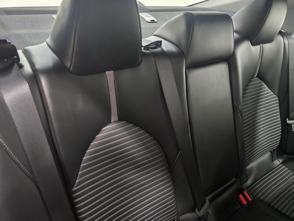 Used 2024 Toyota Camry SE image 18
