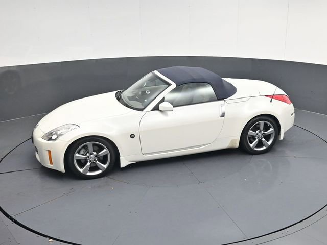 Used 2006 Nissan 350Z Touring image 35