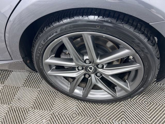 Used 2016 Lexus IS 300 AWD w/ F Sport Package image 7