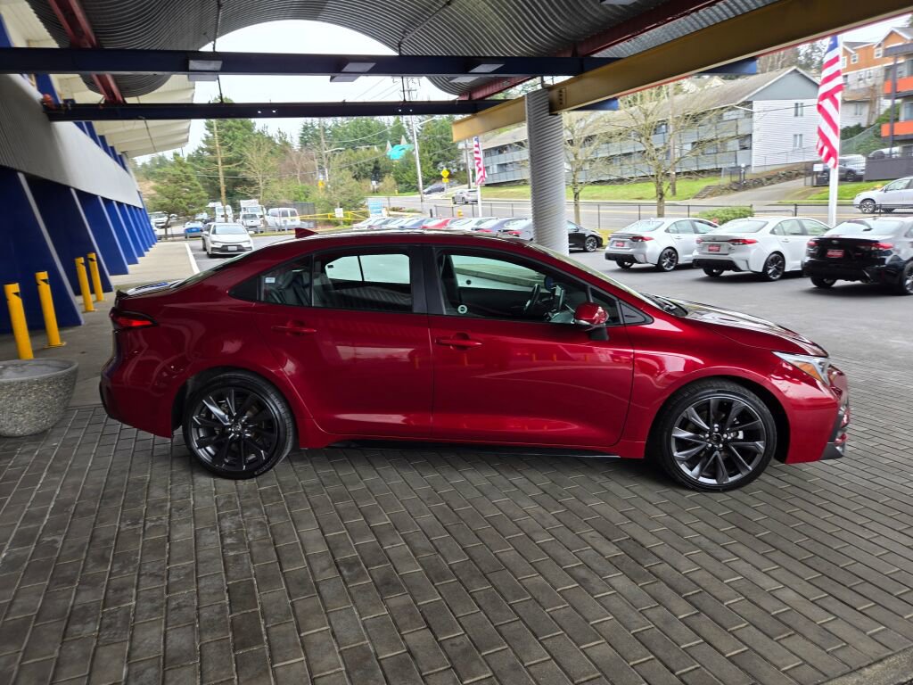 Used 2024 Toyota Corolla XSE image 4