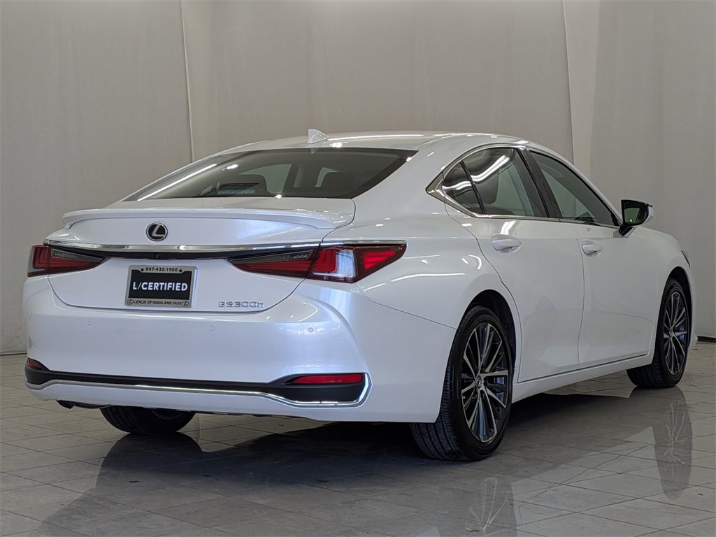 Certified 2024 Lexus ES 300h w/ Premium Package image 9