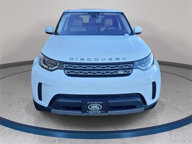 Used 2020 Land Rover Discovery SE image 3