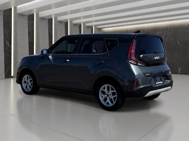 Used 2023 Kia Soul LX w/ Option Group 015 FWD image 4