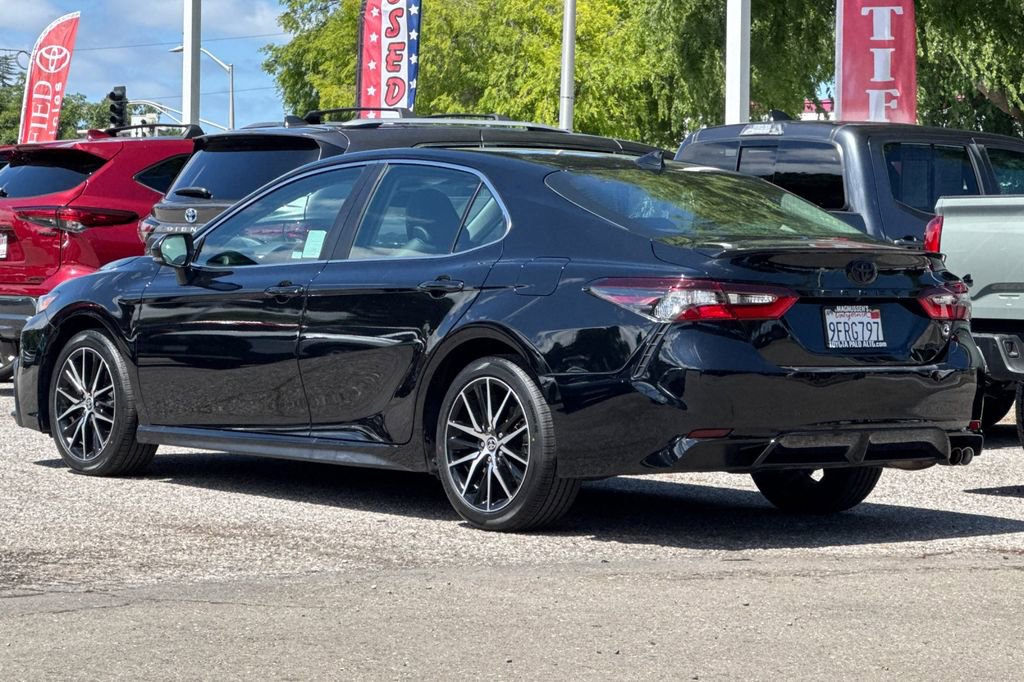 Certified 2023 Toyota Camry SE w/ Blackout Package (TMS) image 5