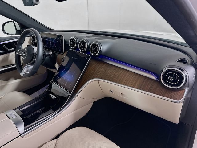 Used 2023 Mercedes-Benz C 300 4MATIC Sedan image 31