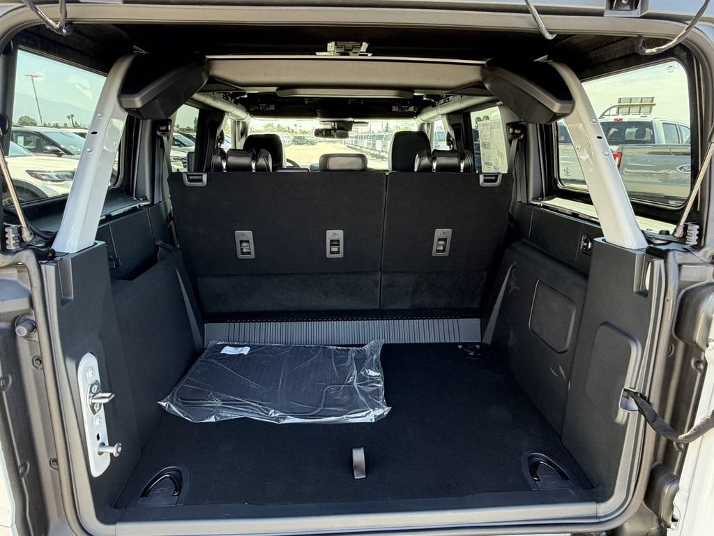 New 2026 Ford Bronco Outer Banks AWD/4WD image 19