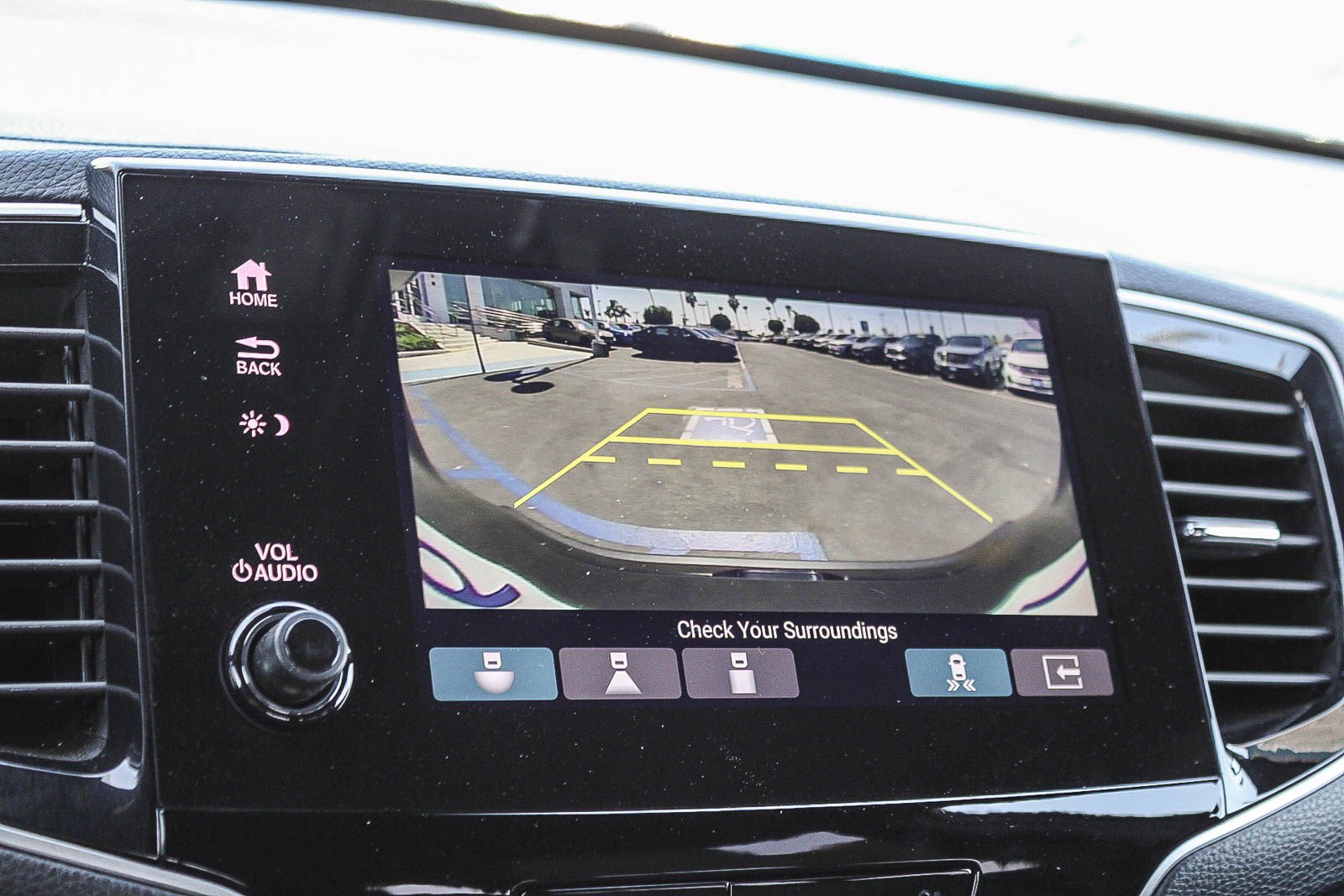 Used 2025 Honda Passport EX-L image 26