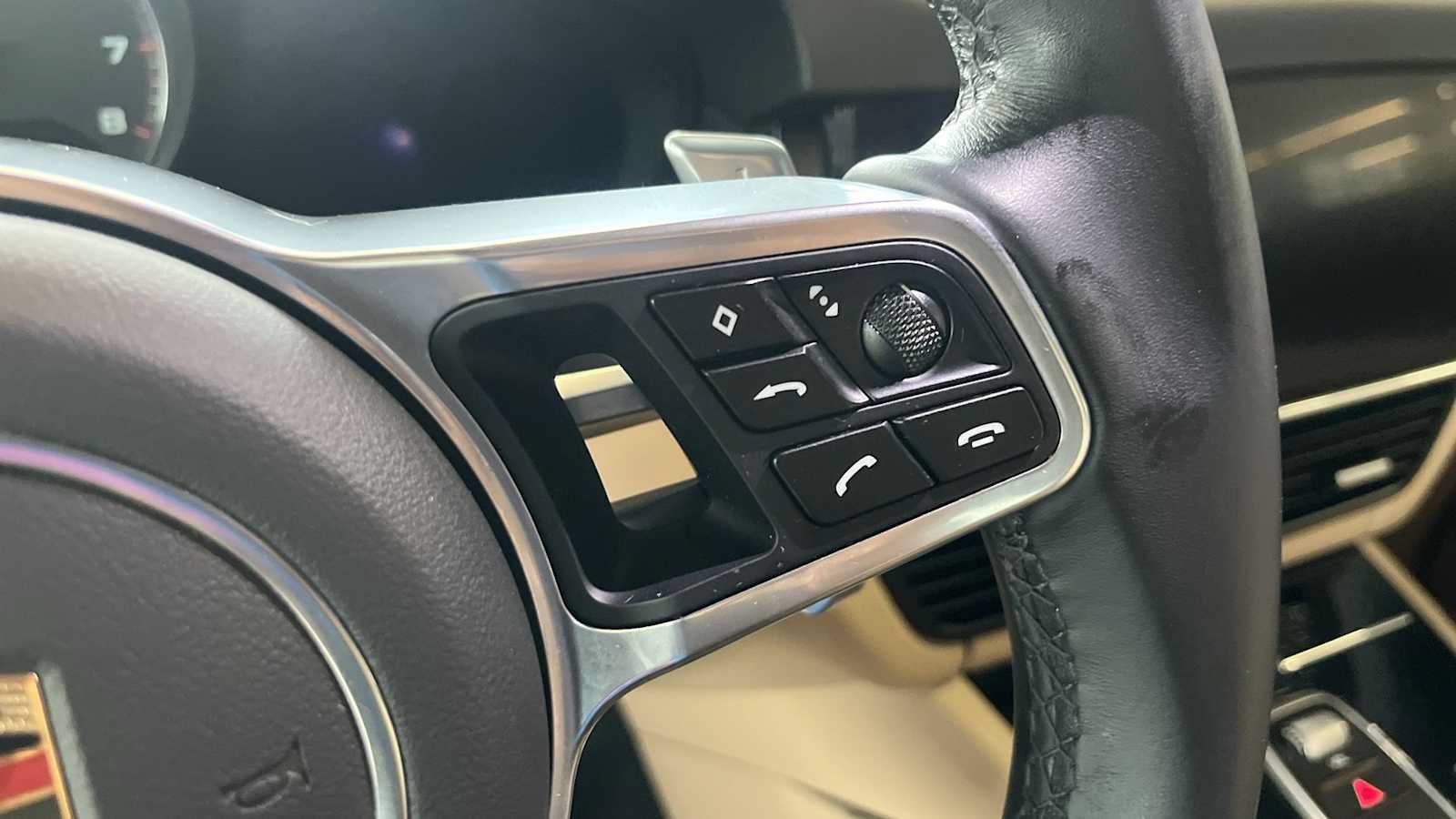 Used 2023 Porsche Cayenne S AWD/4WD image 37